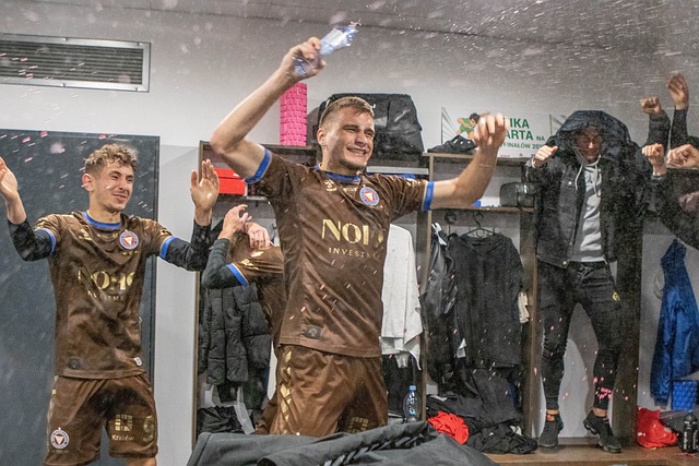 中国足球联 中国足球联